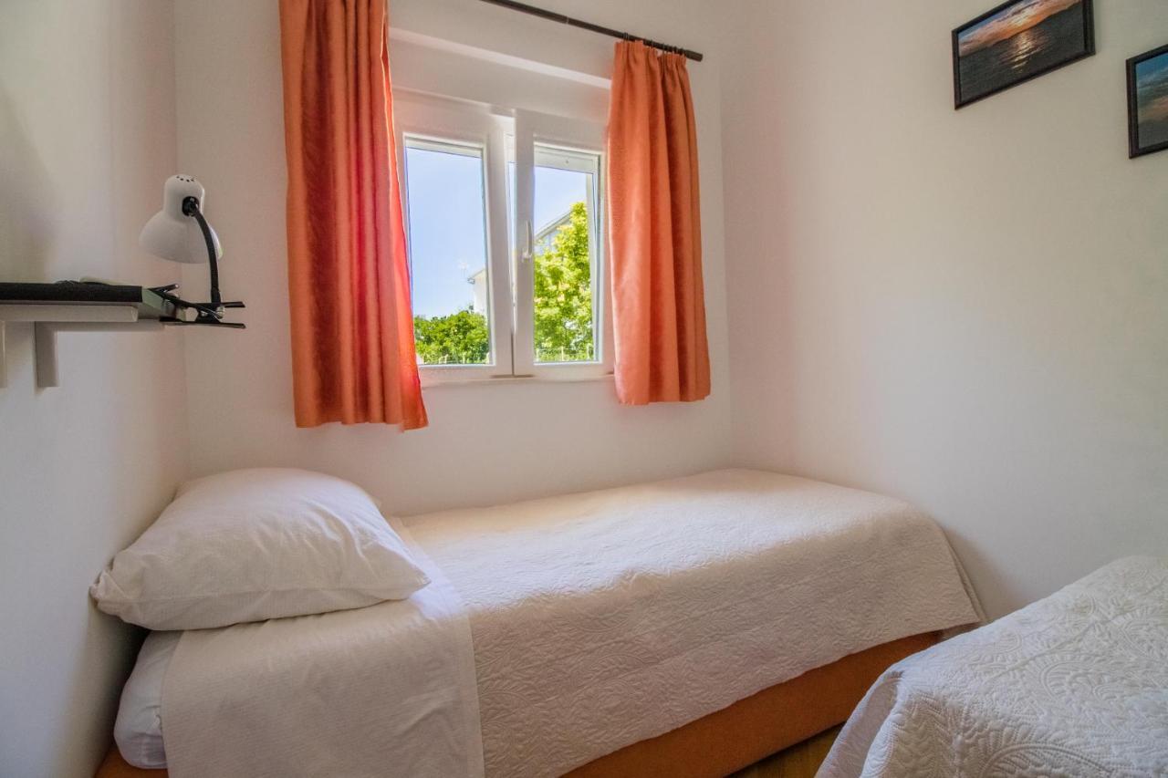 Apartments Joseph And Mary Trogir Zewnętrze zdjęcie