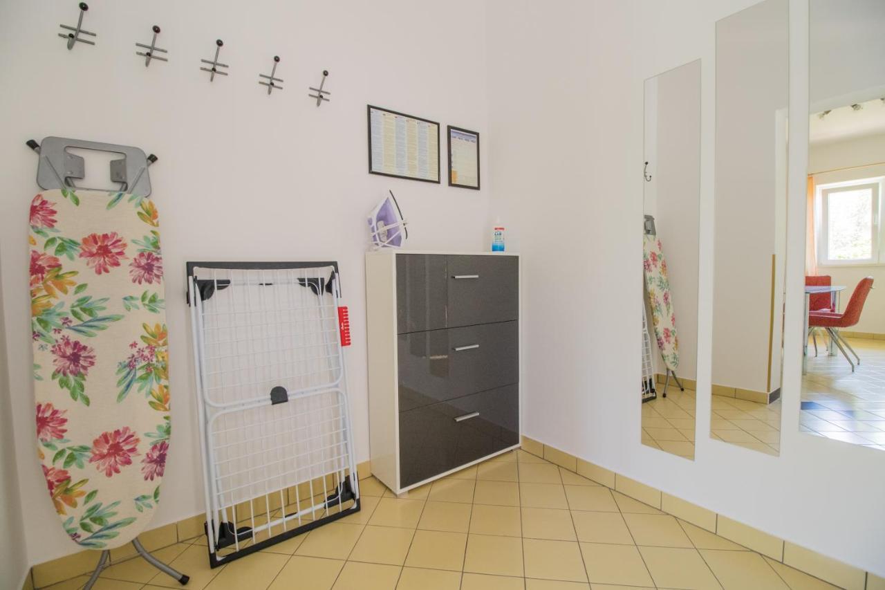Apartments Joseph And Mary Trogir Zewnętrze zdjęcie