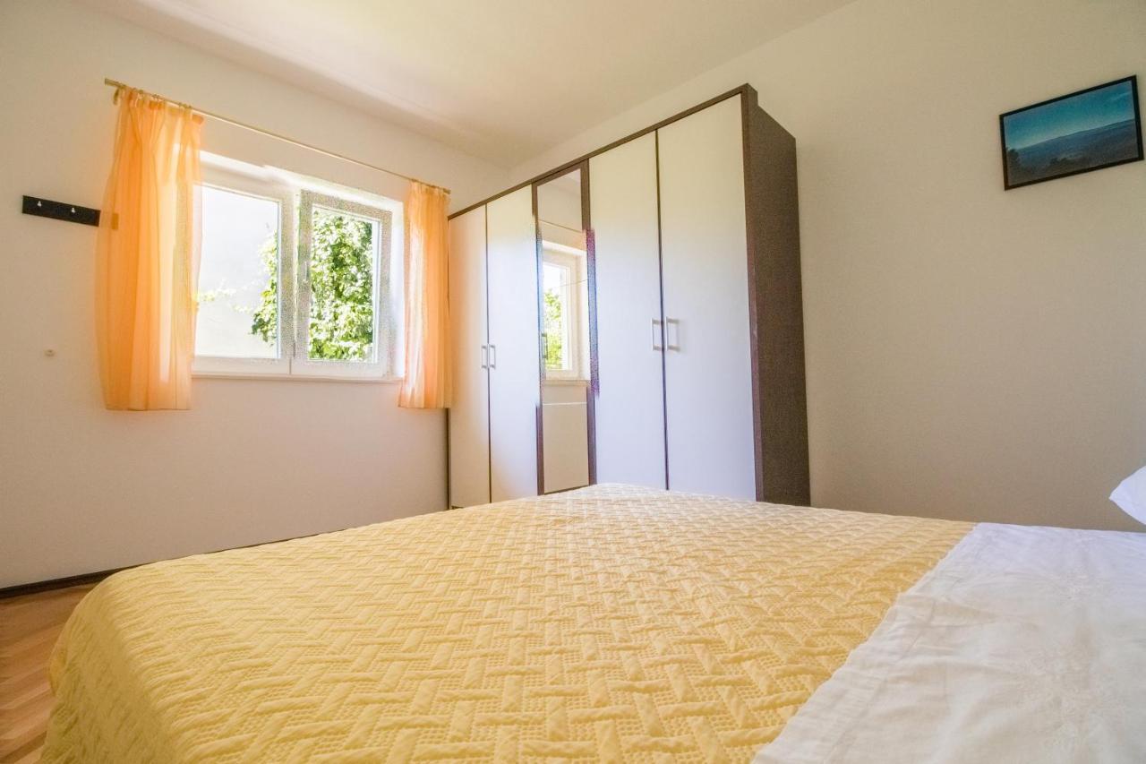 Apartments Joseph And Mary Trogir Zewnętrze zdjęcie