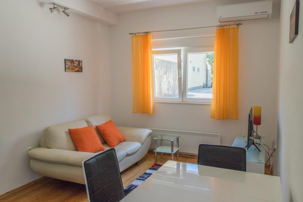 Apartments Joseph And Mary Trogir Zewnętrze zdjęcie