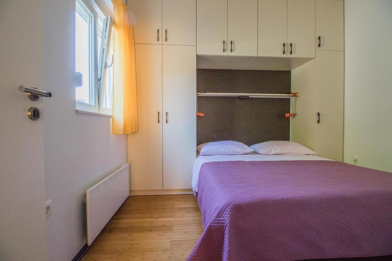Apartments Joseph And Mary Trogir Zewnętrze zdjęcie