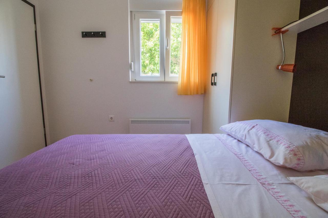 Apartments Joseph And Mary Trogir Zewnętrze zdjęcie
