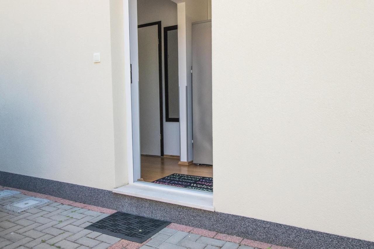 Apartments Joseph And Mary Trogir Zewnętrze zdjęcie